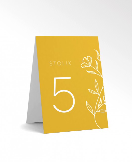 Numer stolika z białymi...