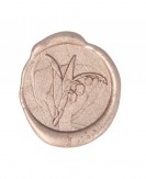 Lak ślubny z motywem konwalii