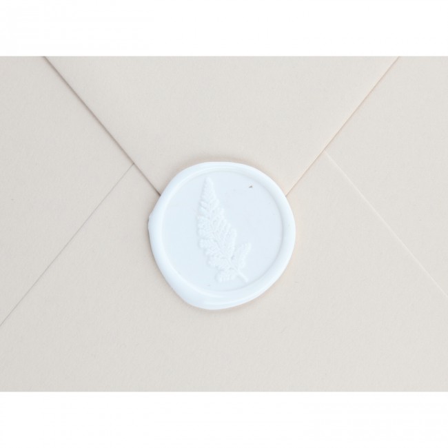 Lak ślubny z liściem paproci