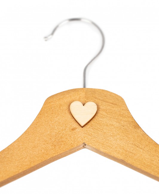 Drewniany wieszak ślubny w...