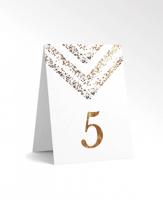 Numer stolika ze złotym,...